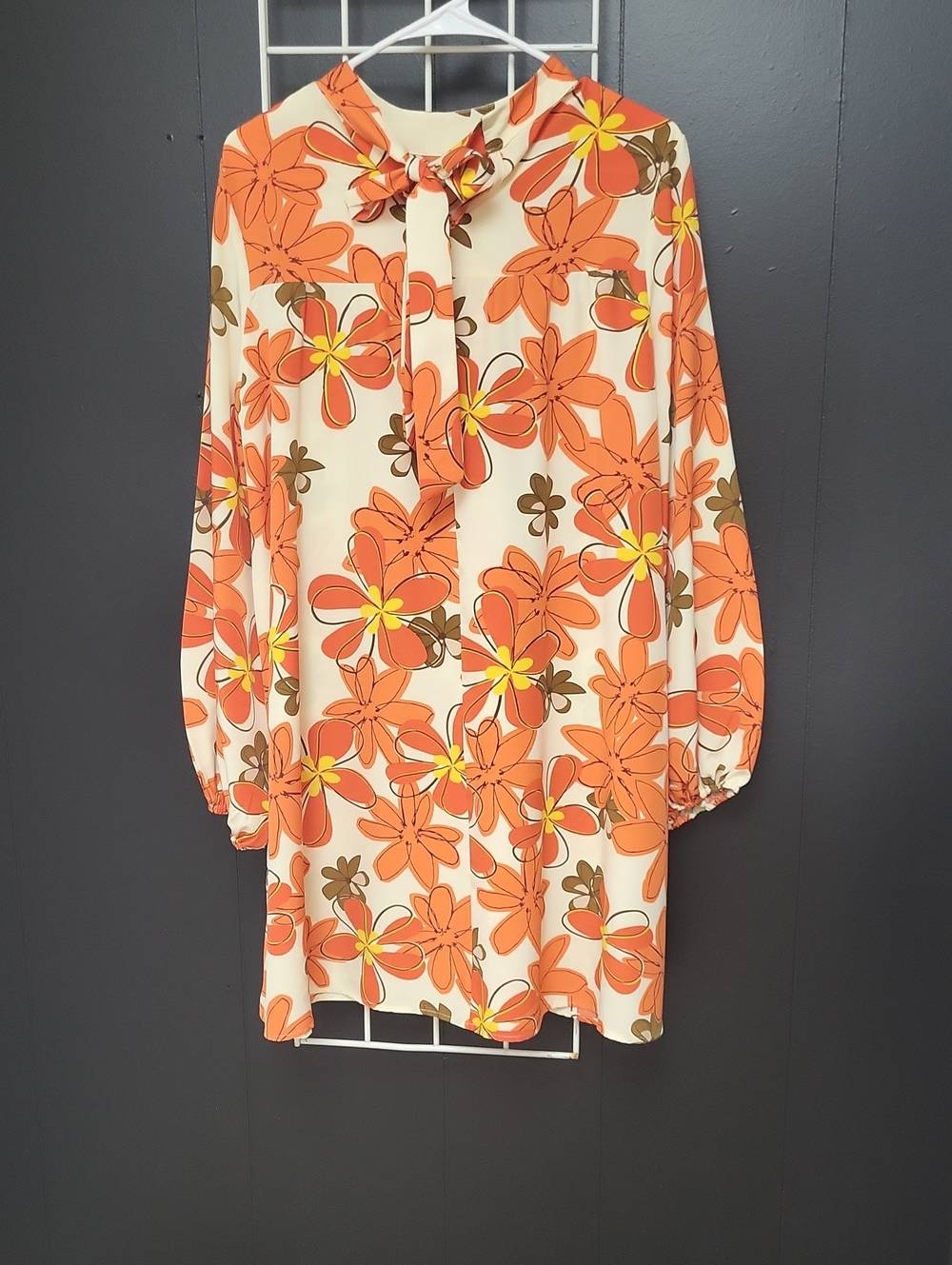 70's Lightweight & Simple Long-Sleeve Floral Shift Dress, M